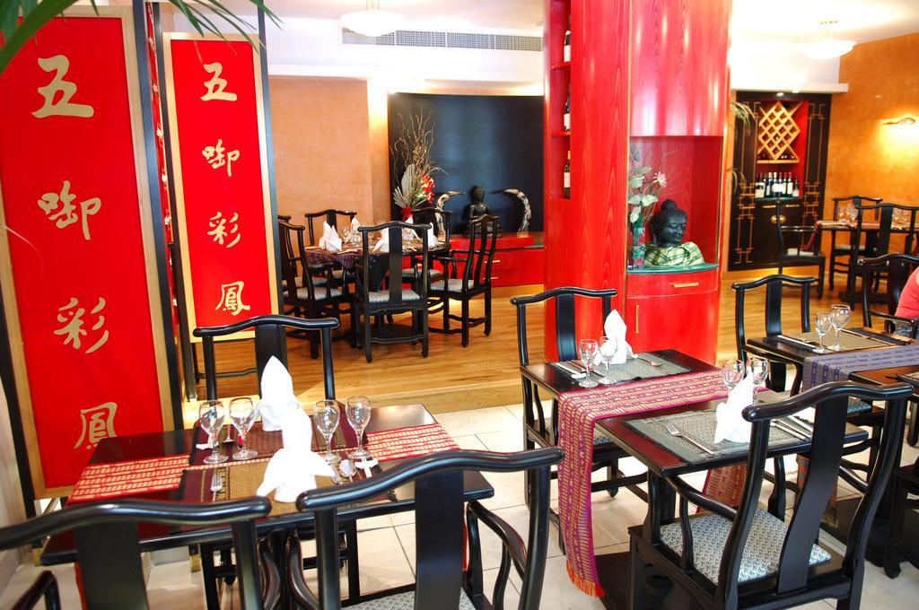 Fortina Spa Resort Sliema Restaurant foto A restaurant in Beijing