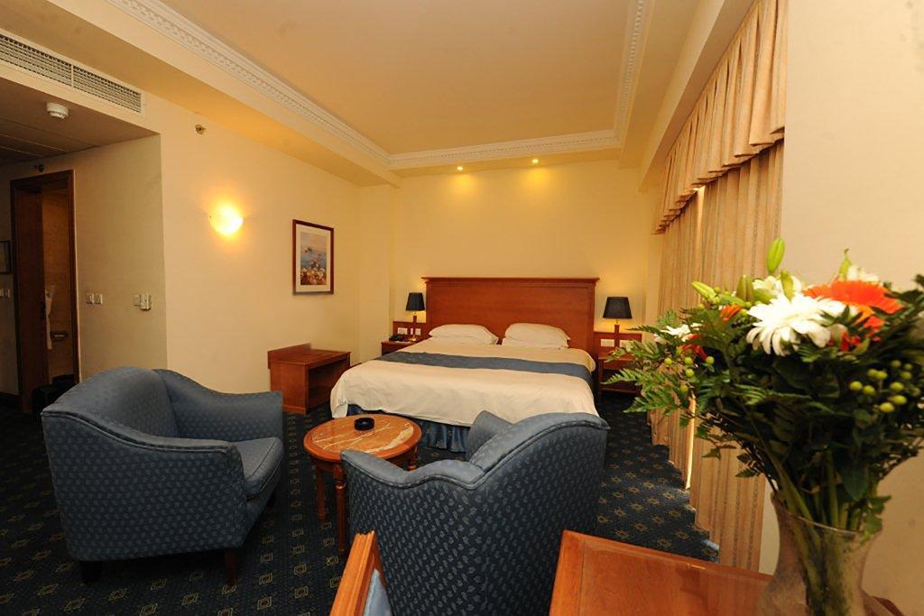 Fortina Spa Resort Sliema Exterior foto A room at the hotel