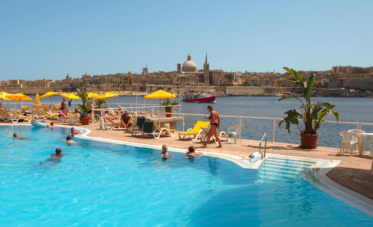 Fortina Spa Resort Sliema Exterior foto St Lucian's Pool